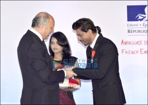 Check out: Shah Rukh honoured by the French Government