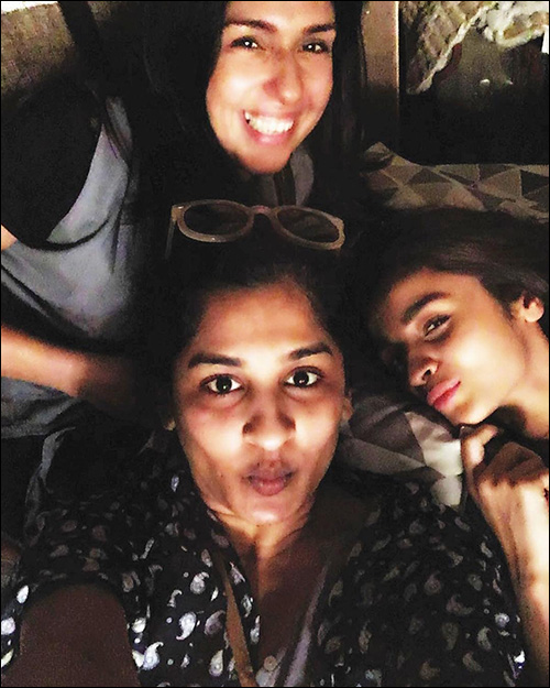 Check out: Gauri Shinde – Alia Bhatt start shooting for their untitled next