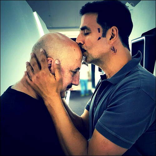 Check out: Akshay Kumar gets emotional on the sets of Baby