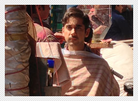 Vinay gets a haircut at Chandni Chowk