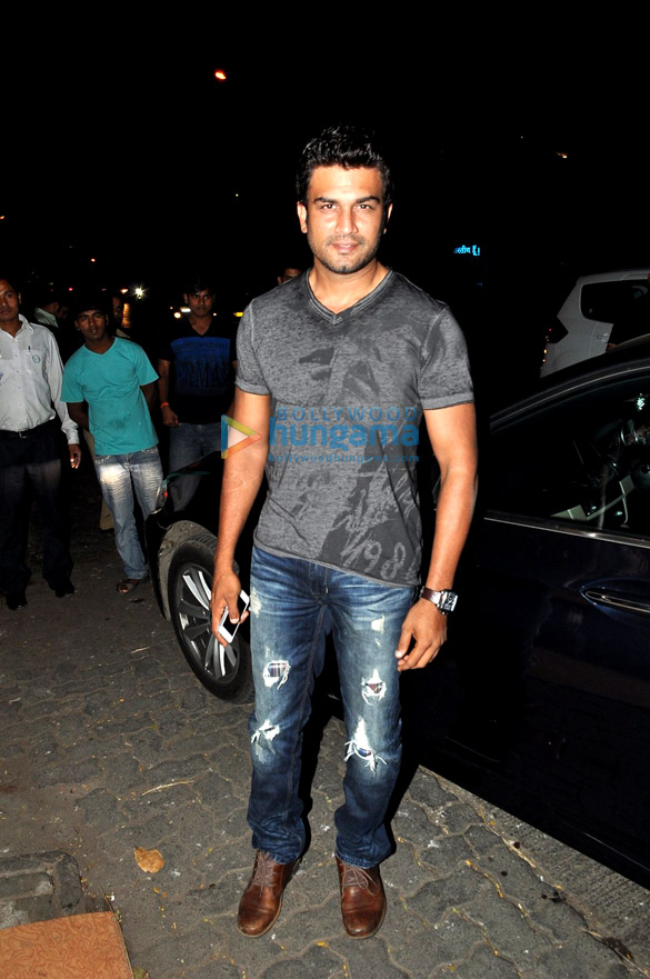 celebs grace sanjay leela bhansalis dinner bash for his padma shri honour 20