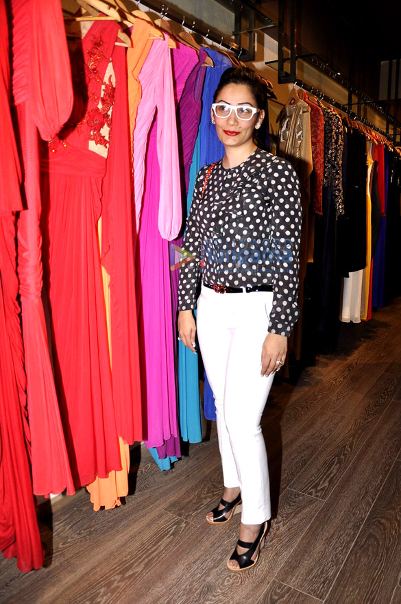 manyata dutt lisa haydon at atosa fashion preview 2