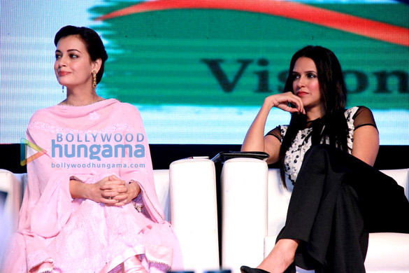 amitabh bachchan neha dhupia dia mirza at rotary club of bombays wow district conference 2015 3