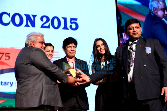 amitabh bachchan neha dhupia dia mirza at rotary club of bombays wow district conference 2015 5