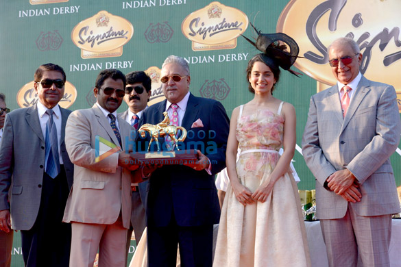 kangna ranaut vijay mallya at mcdowell signature indian derby 2015 2
