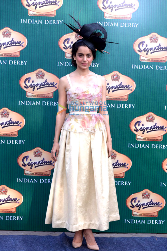 kangna ranaut vijay mallya at mcdowell signature indian derby 2015 6