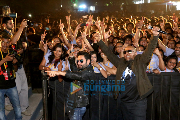 vishal dadlani shekhar ravjiani pallavi sharda dazzled the stage at the pillai college festival alegria 8