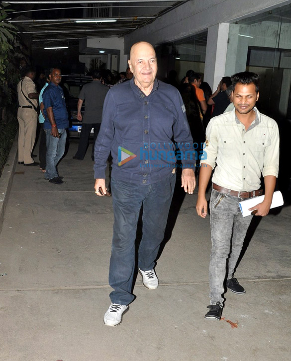 the kapoors snapped at the screening of roy 4