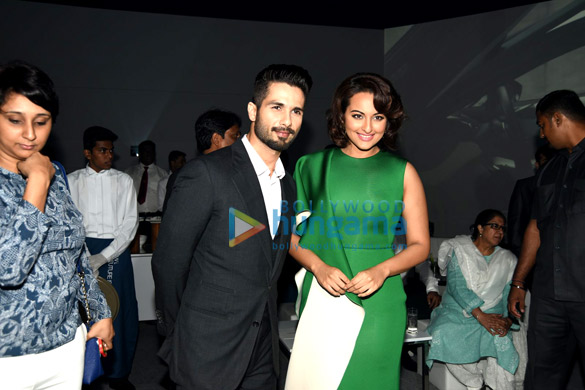 sonakshi sinha kangna ranaut shahid kapoor sachin tendulkar at the bmws i8 launch in mumbai 7
