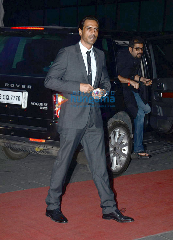 celebs grace tulsi kumars wedding reception 23