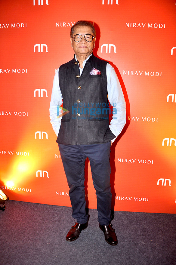 lisa haydon graces the launch of nirav modis flagship boutique in mumbai 11
