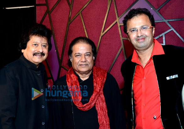 anup jalota pankaj udhas launch their song zindagi 18