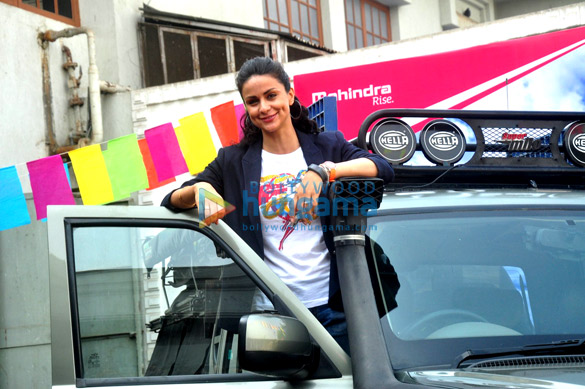 launch of mahindra discoverys off road with gul panag ladakh 8