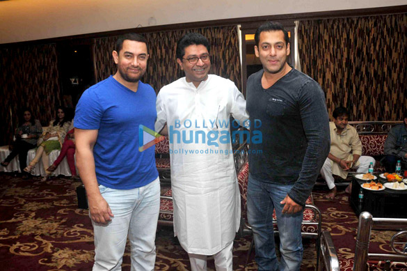 aamir khan salman khan farhan akhtar riteish deshmukh raj thackeray meet to discuss a better mumbai 3