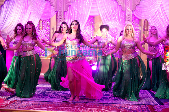 dharam sankat mein 33