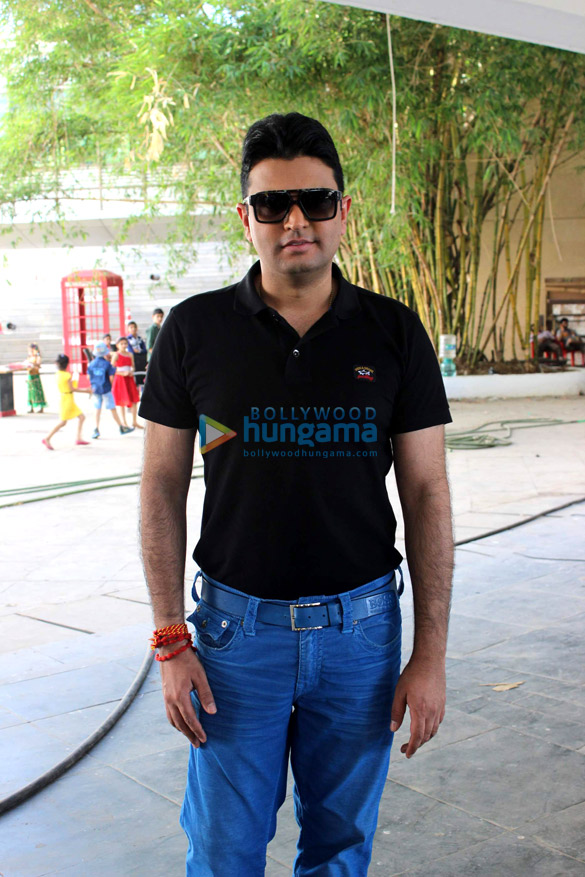 tiger shroff shoots with atif aslam and t series 8