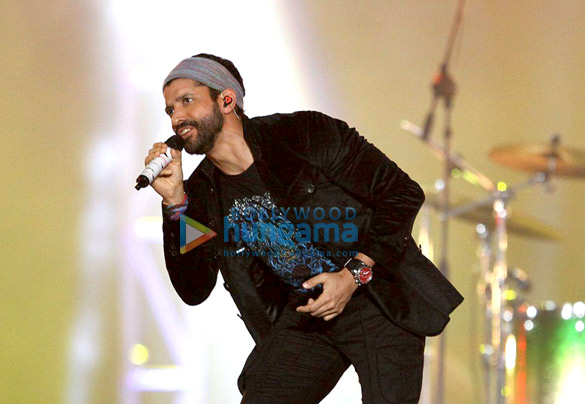 hrithik roshan shahid kapoor anushka sharma perform at the opening ceremony of ipl 2015 21