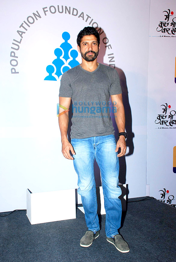 farhan akhtar at the launch of tele series main kuch bhi kar sakti hoon 9