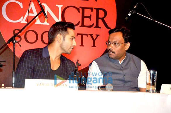 varun dhawan graces indian cancer societys 64th founders day celebrations 4