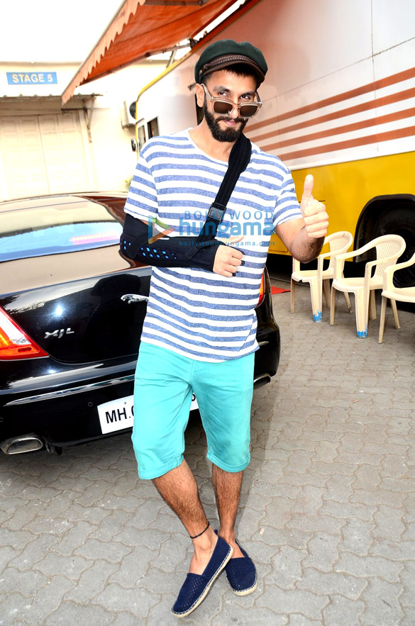 ranveer singh snapped at mehboob studio 4