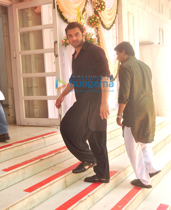 abhishek kapoor pragya yadav wedding at isckon temple 8