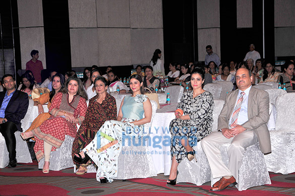 tanuja kajol tanisha mukherjee come together for breast cancer awareness 5