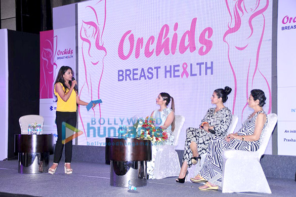 tanuja kajol tanisha mukherjee come together for breast cancer awareness 4