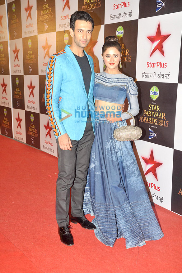celebs grace star parivaar awards 2015 6