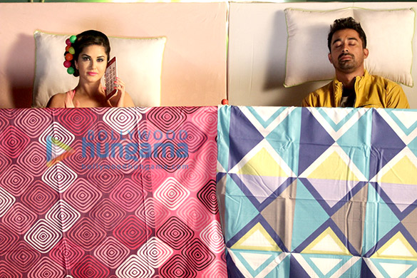 sunny leone hosts mtv splitsvilla season 8 with rannvijay singh 4