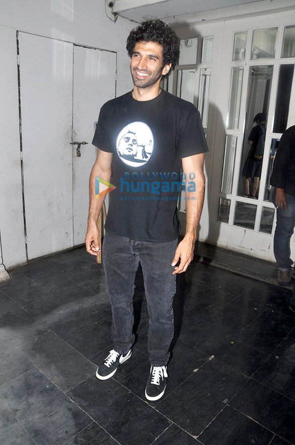 celebs grace mukesh chhabras birthday bash 17