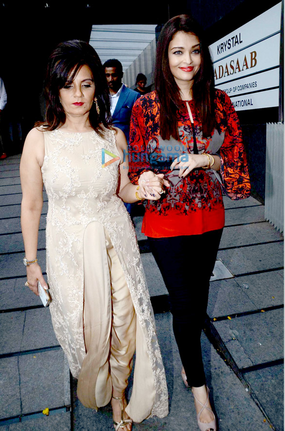 nishka lullas wedding brunch party 39