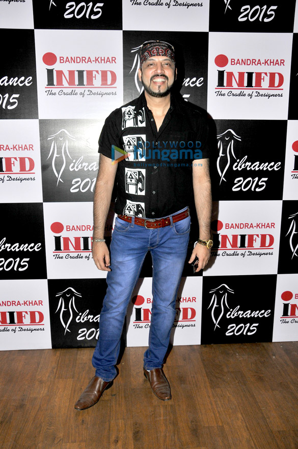 celebs grace bandra inifds vibrance 2015 fashion show 13