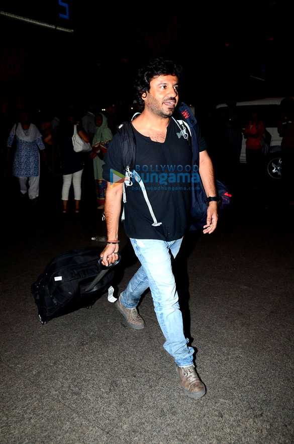 hrithik roshan sonakshi sinha and other leave for iifa 2015 11