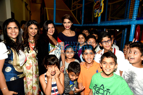 sonam kapoor at the launch of go bonkers indoor children playground 2