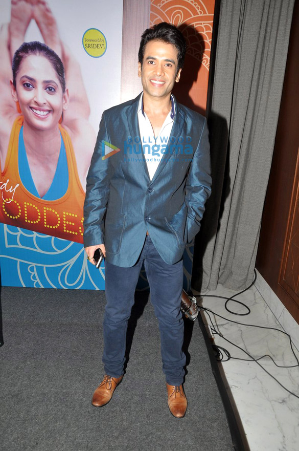 tamannaah bhatia tusshar kapoor at the launch of payal gidwanis book body goddess 5