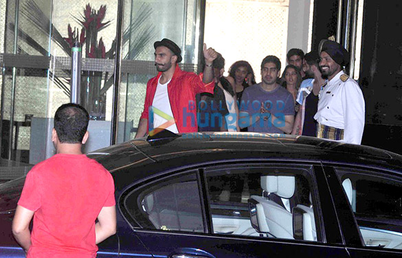 ranbir kapoor ranveer singh sonam kapoor katrina kaif snapped at arjun kapoors birthday bash 10