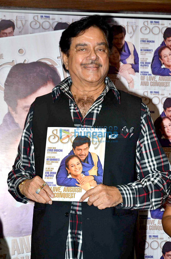 shatrughan sinha poonam sinha unveils society magazines latest issue 5