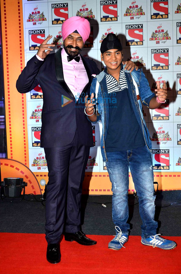 sushmita sen sonu sood and others at sab ke anokhe awards 2015 27