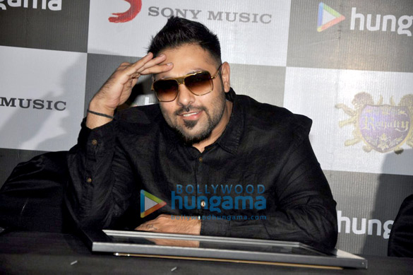singer badshahs media meet with hungama 8