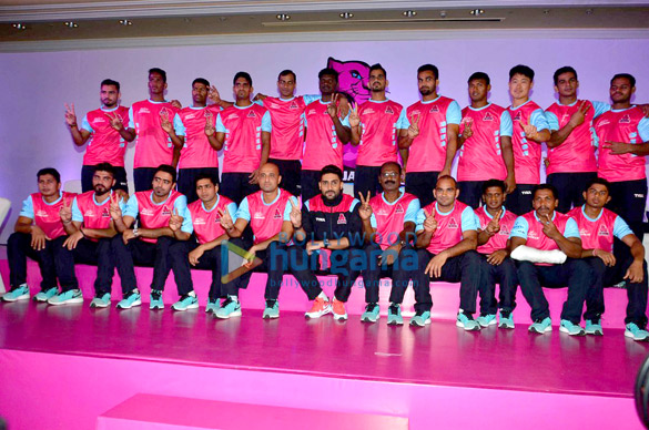 abhishek bachchan at pink panthers pro kabaddi media meet 3
