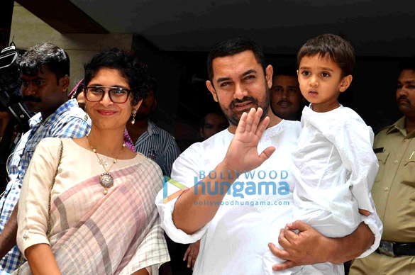 aamir khan snapped with family on eid 3