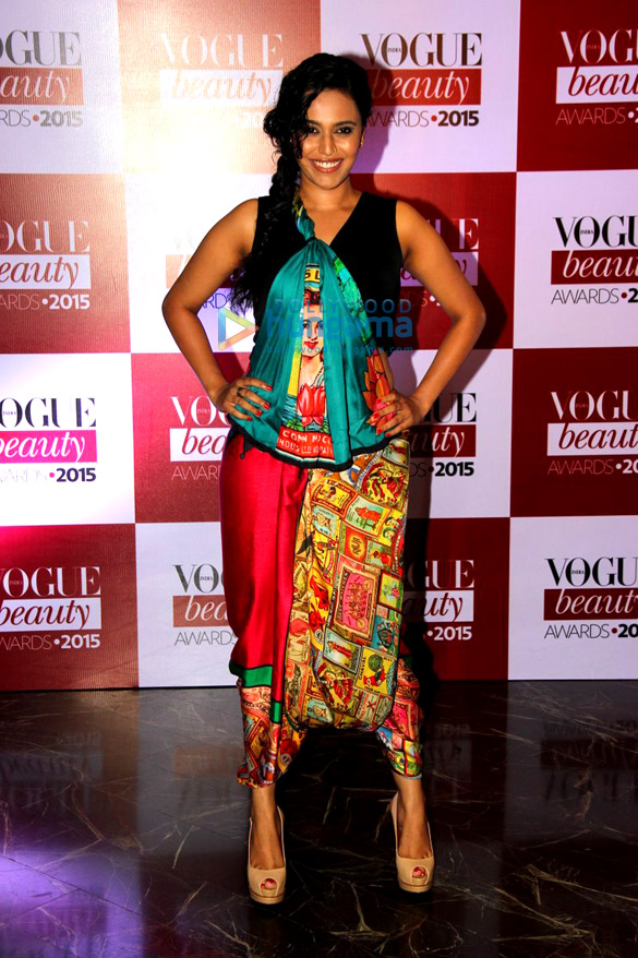 anushka sharma rani mukerji and others at vogue beauty awards 2015 17