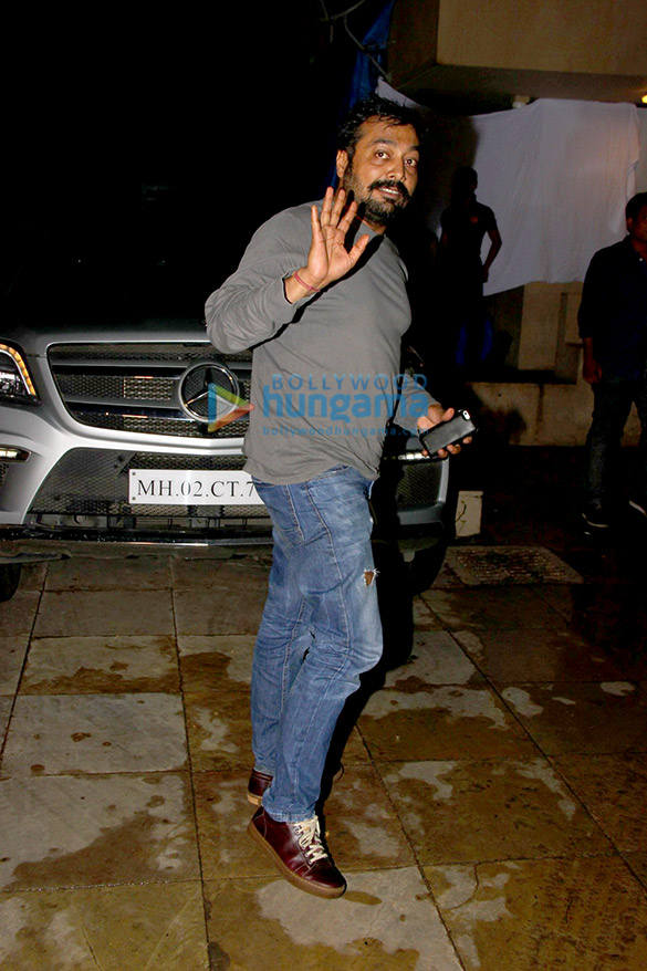 celebs grace shahid kapoor mira rajputs party at their juhu residence 5