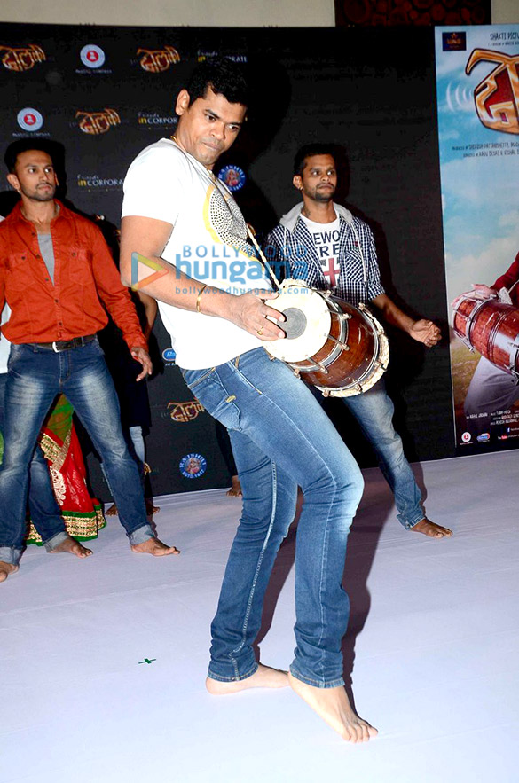 amitabh bachchan unveils music of marathi film dholkee 9