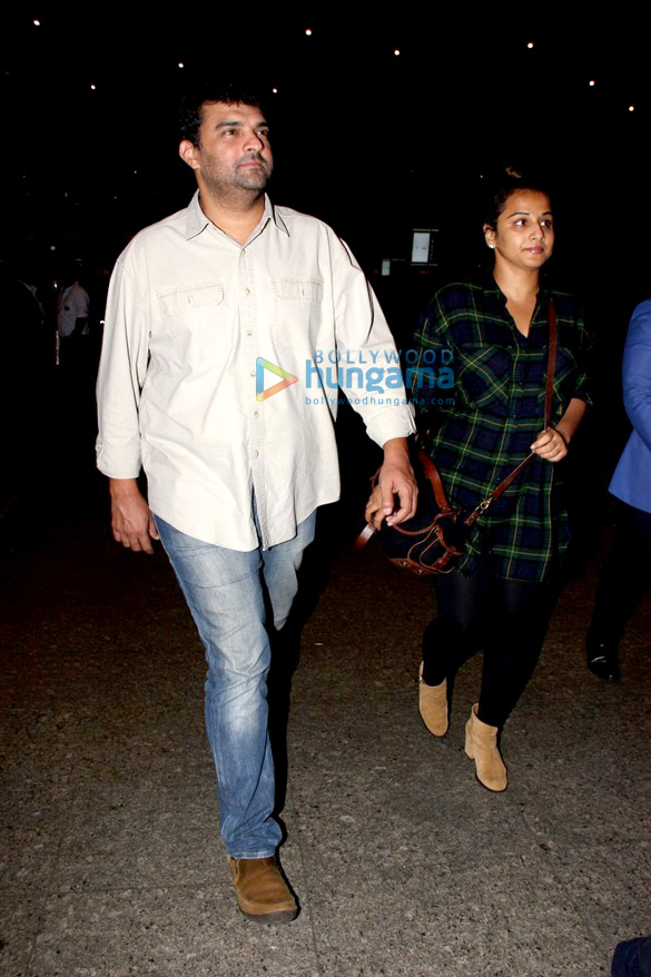 vidya balan siddharth roy kapur snapped at the international airport 6