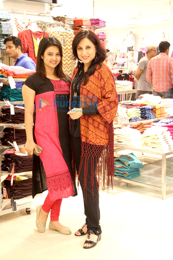 kishori shahane graces the launch of latest autumn winter15 collection by max 2
