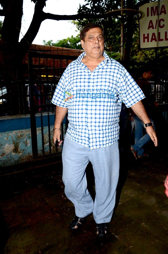 shraddha kapoors grandfathers prayers meet 25