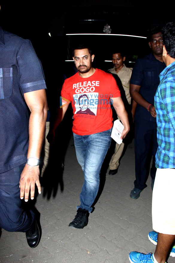 saif ali khan aamir khan snapped at mehboob studio 13
