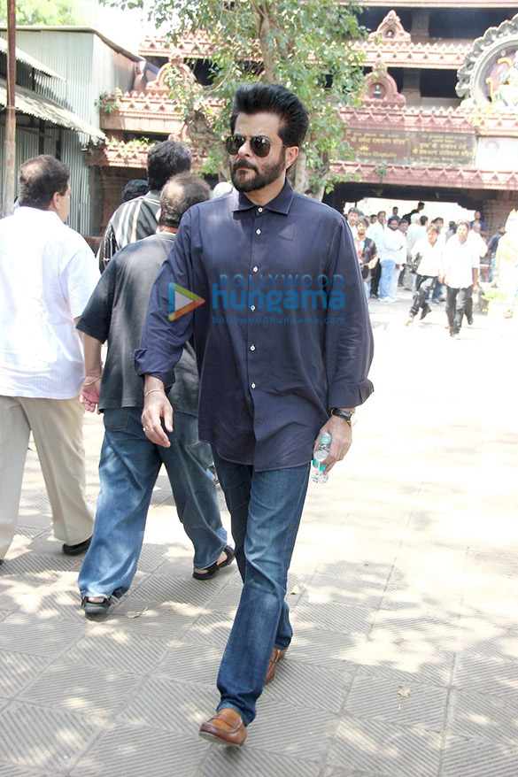 celebs attend aadesh shrivastavs funeral 3