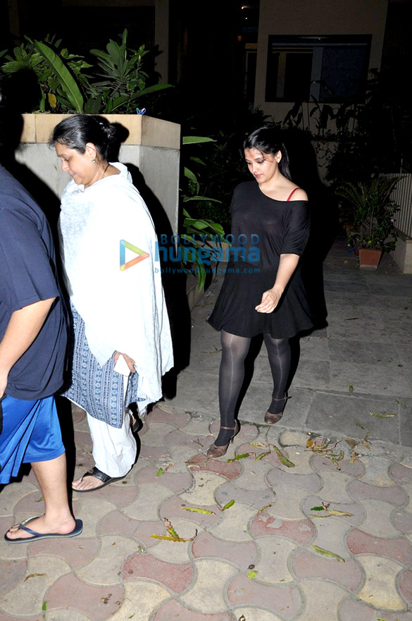 pankaj kapoor supriya snapped post mira rajputs birthday bash 5